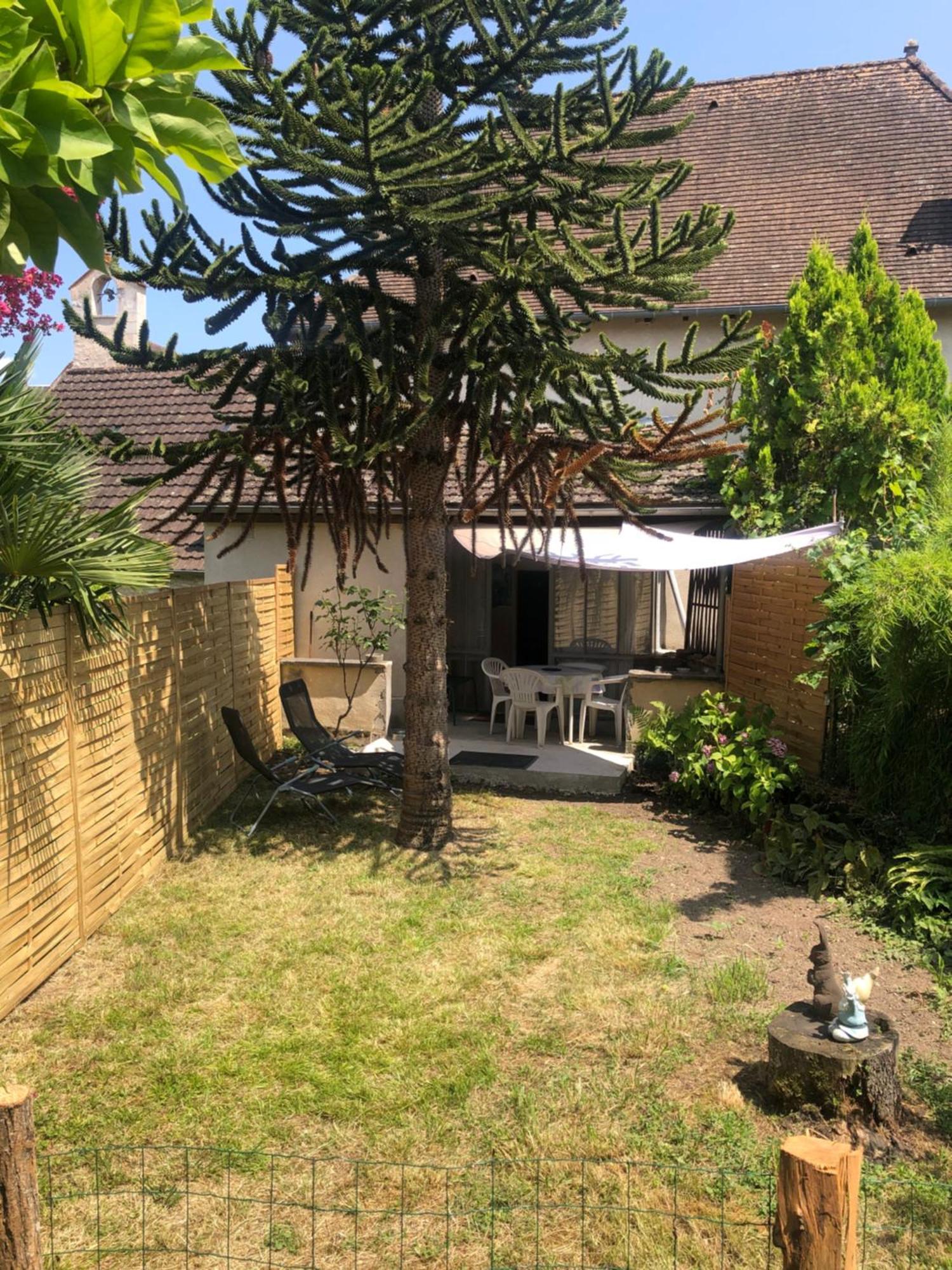 Le Pigeonnier Maison De Caractere Logement 4 Personnes La Maisonnette Renovee Logement 2 Personnes Floirac  Bagian luar foto